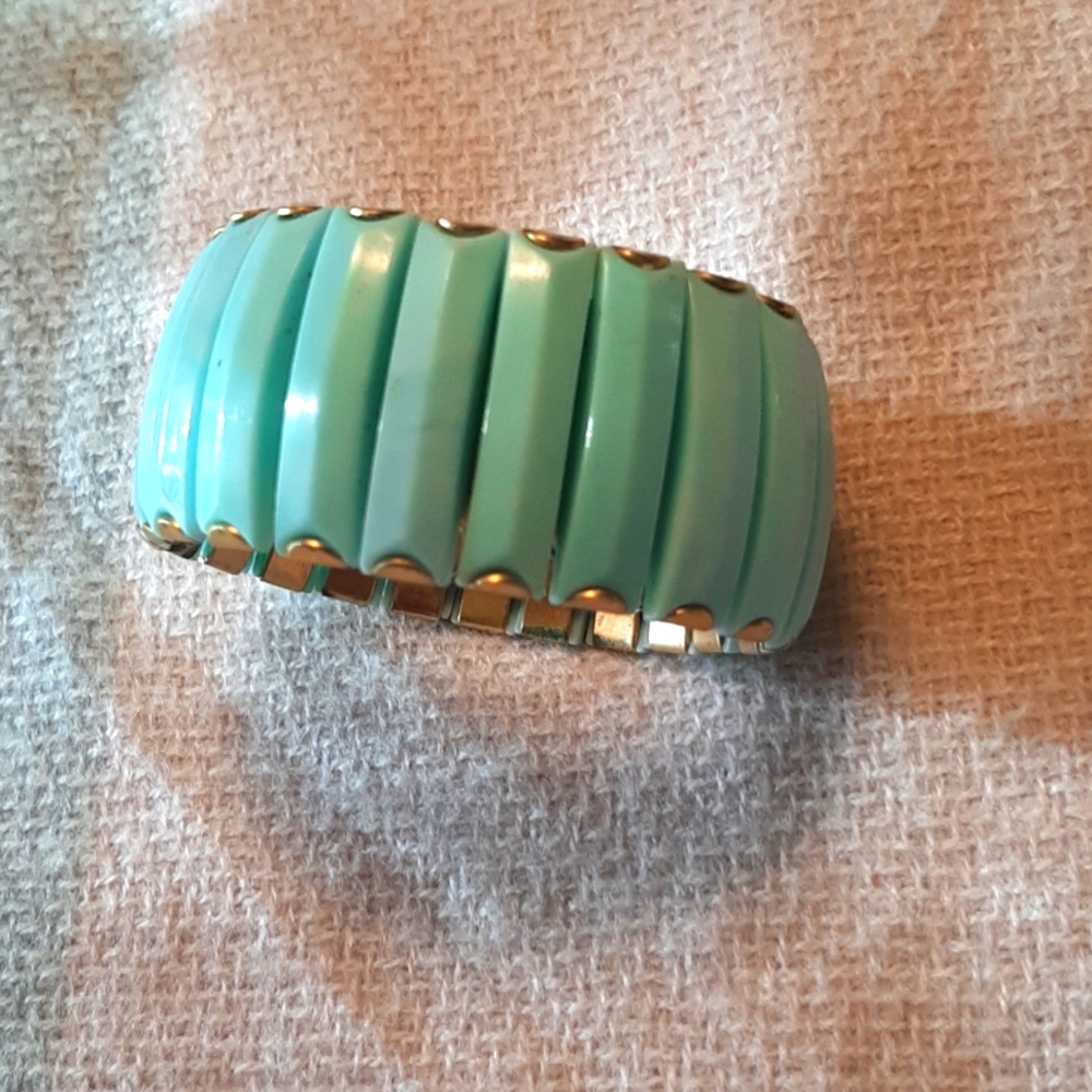 Vintage Stretchy Bracelet